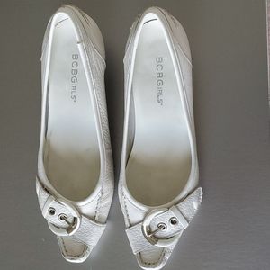BCBGirls White Leather kitten heel shoes